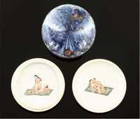 20th century A pair of erotic circular boxes and covers